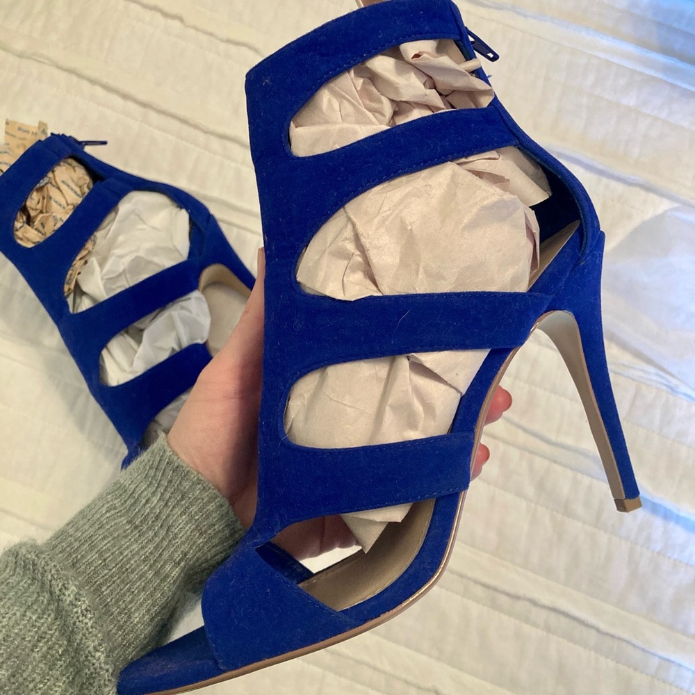Anne Michelle Blue Heels